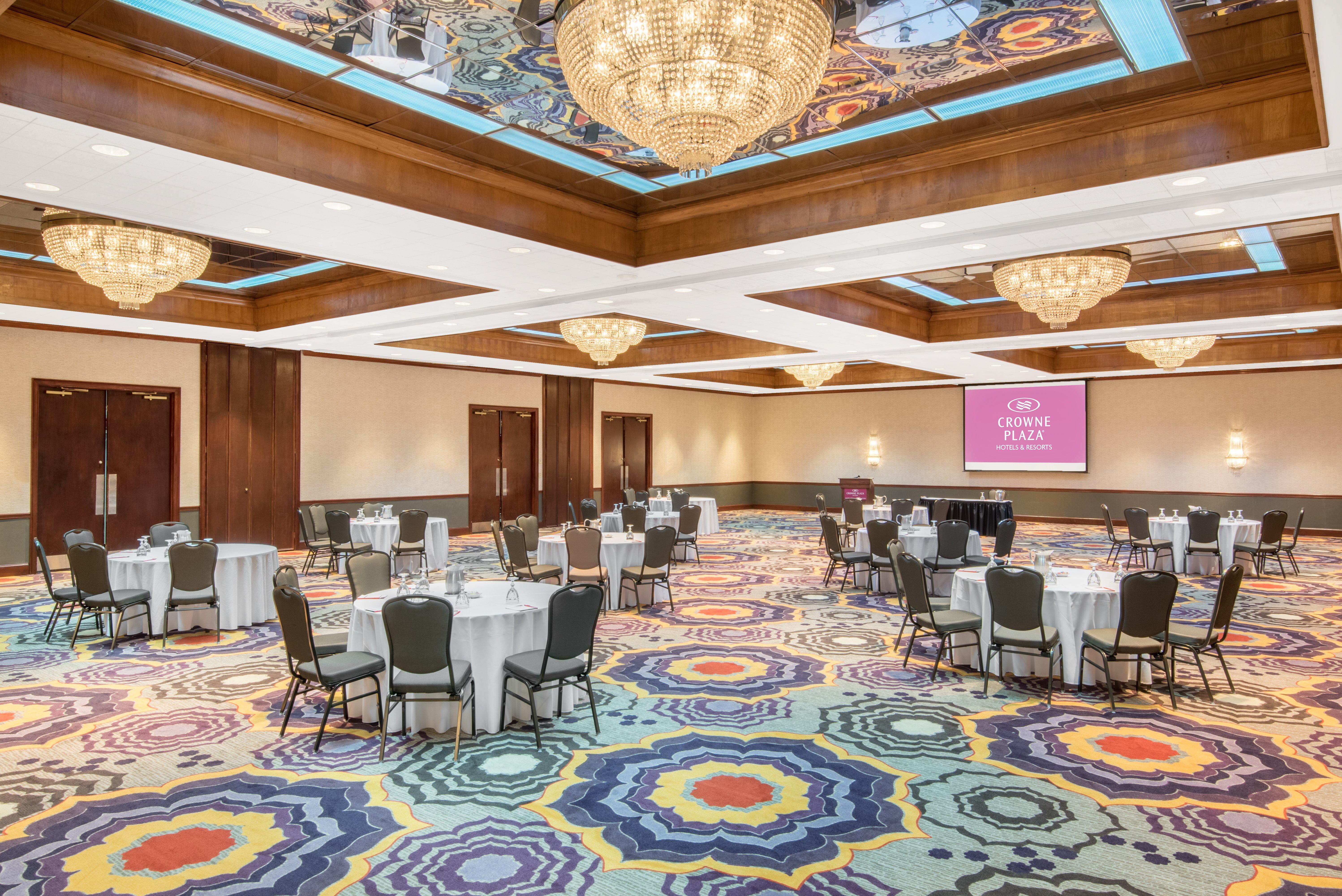 Crowne Plaza Hotel Hickory By Ihg Ngoại thất bức ảnh