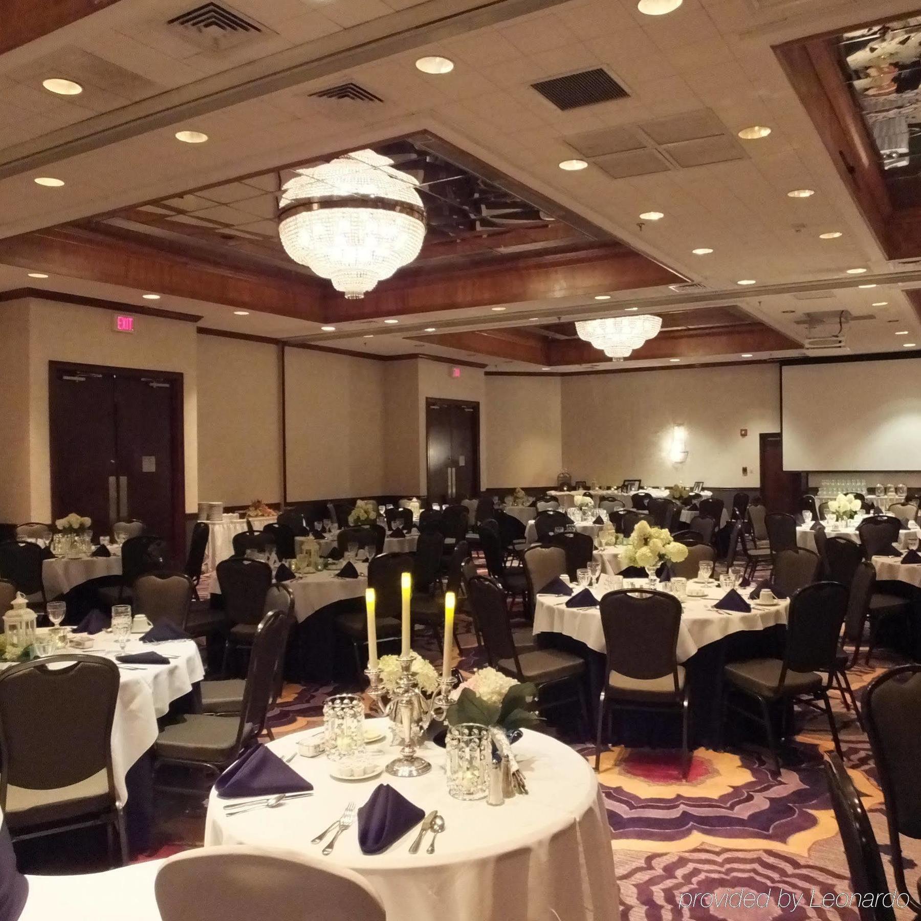 Crowne Plaza Hotel Hickory By Ihg Ngoại thất bức ảnh
